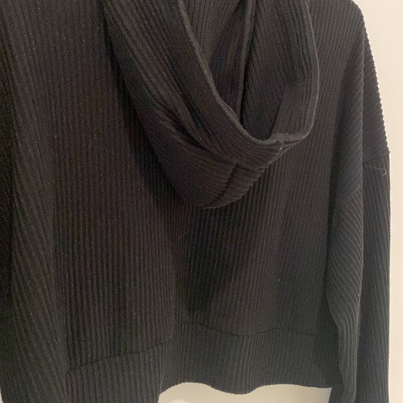 Alo Yoga Black Muse Hoodie Small - Picture 7 of 8